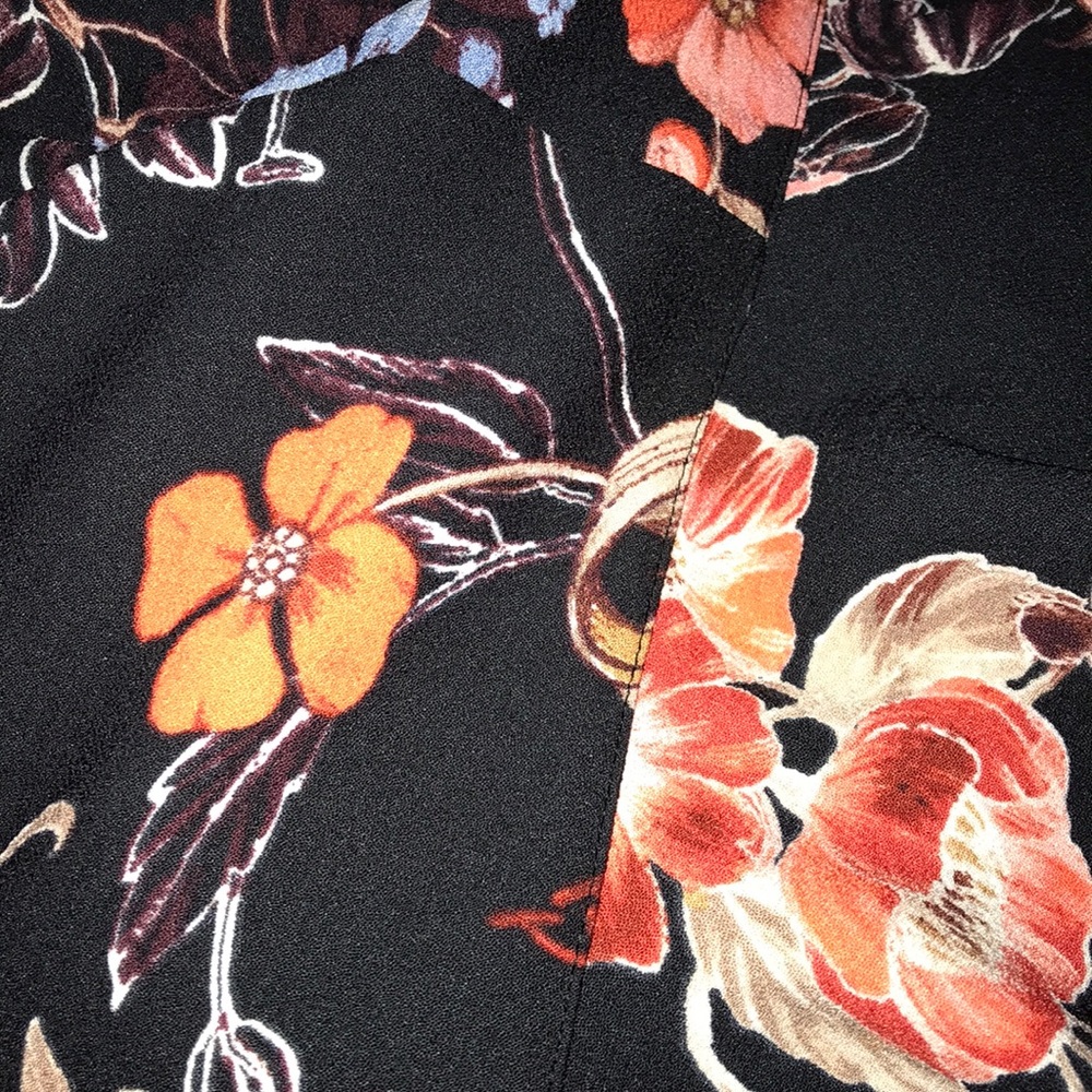 New floral skirt with bottom lace - Picture 4 of 7